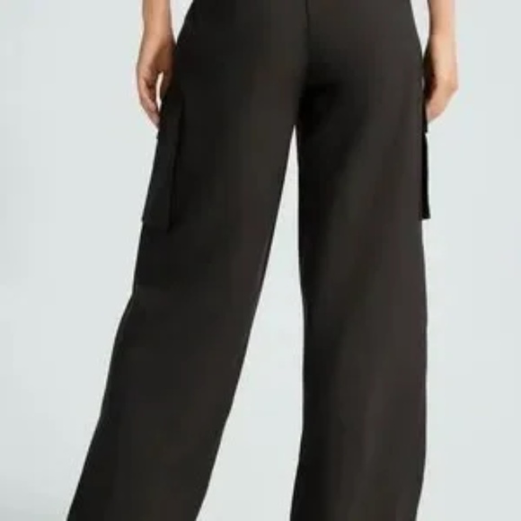 Beyond Yoga Wide Leg Cargo Pants City Chic Black size Large - Picture 4 of 6